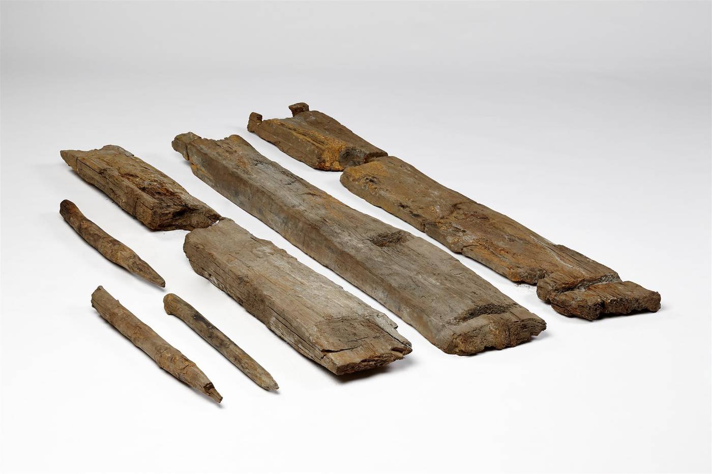 Sicherkasten (Werkzeug, Gezähe), Bronzezeit, Holz, Inv.-Nr. ARCH 573-68